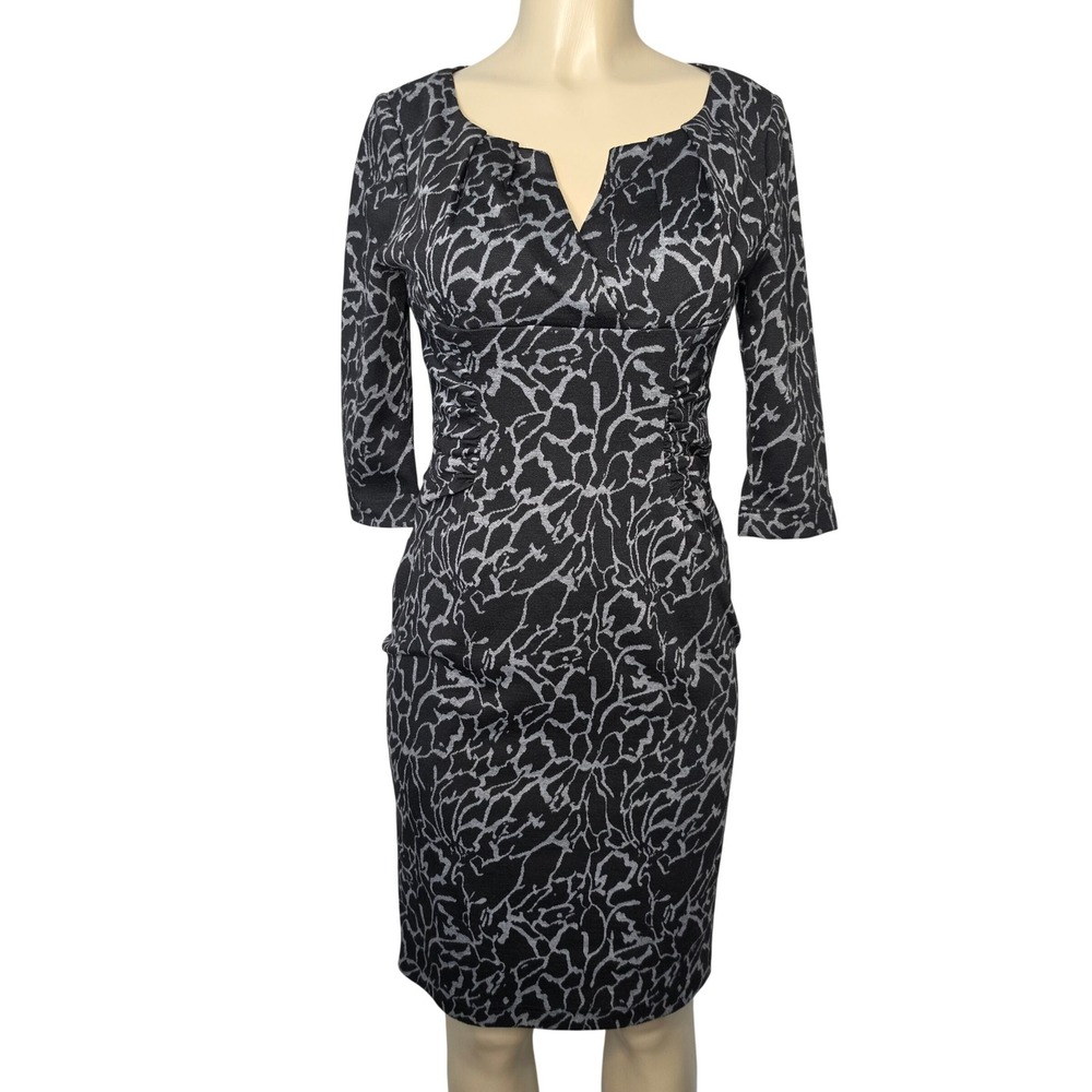 Adrianna Papell Dress Women 6 Black Gray Abstract Sheath Ruched V-Neck Office